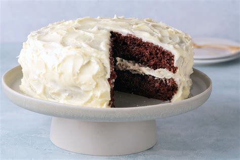 Devil S Food Cake With Vanilla Frosting Recipe