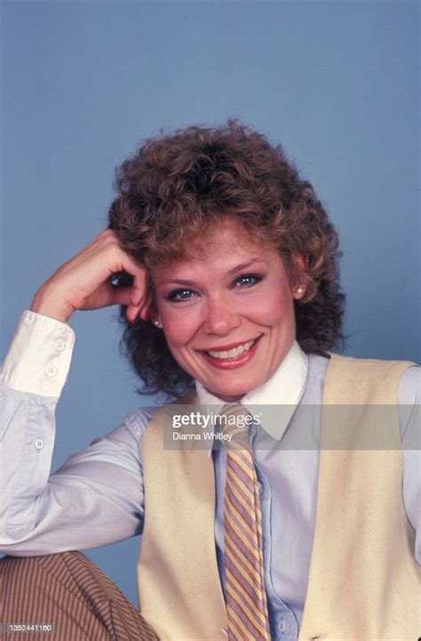 Actress Julia Barr Poses For A Portrait Circa 1984 In New York City News Photo Getty Images