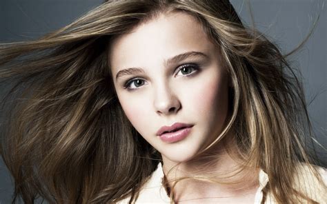 Free Download Chloe Moretz 14 Wallpapers Hd Wallpapers 1920x1200 For