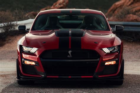 2021 Mustang Gets New Colors And Gt500 Carbon Fiber Handling Pack Carbuzz