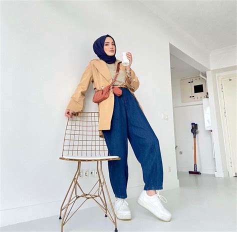 Casual And Comfy College Outfit Ideas With Hijab Zahrah Rose In 2021 College Outfits Comfy