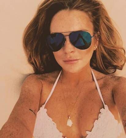 Lindsay Lohan S Revealing New Instagram Sparks Photoshop Rumors Days After Actress Leaves