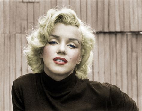 Marilyn monroe), урождённая но́рма джин мо́ртенсон (англ. 18 Imágenes de Marilyn Monroe, Fotos HD
