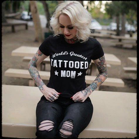 Pin By Nancy Palma On Awesome Styles I Love T Shirts For Women Mom Tattoos Women