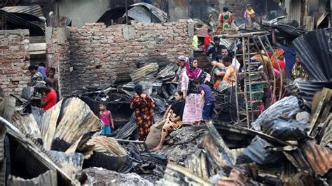Fire Destroys Thousands Of Shacks In Bangladesh Slum Timeskuwait