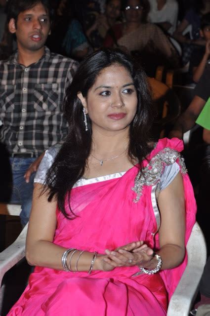 Singer Sunitha Latest Spicy Pink Saree Images Gallery Beautiful Indian Actress Cute Photos