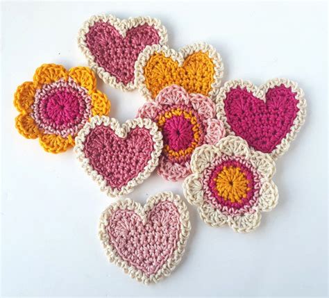 Vintage Crochet Hearts - Free Crochet Pattern | Crochet heart, Crochet flowers, Crochet patterns