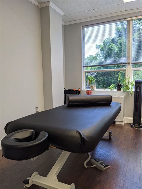 Athletic Edge Sports Massage Updated May 2024 10 Photos And 12 Reviews 226 Maple Ave W