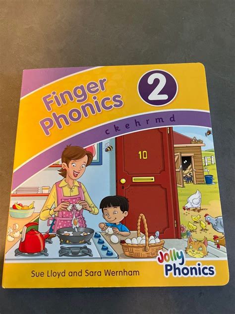 Jolly Phonics Finger Phonics Level 2 興趣及遊戲 書本 And 文具 教科書 Carousell
