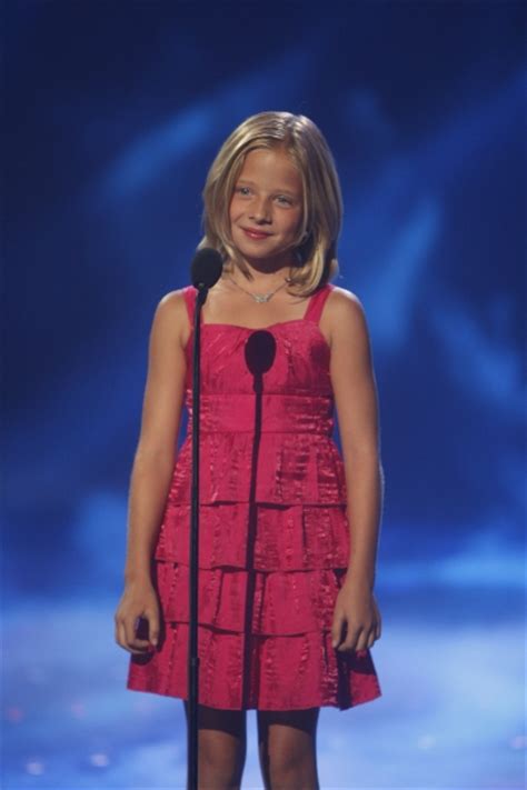 10 Year Old Opera Sensation Jackie Evancho Signs Record Deal