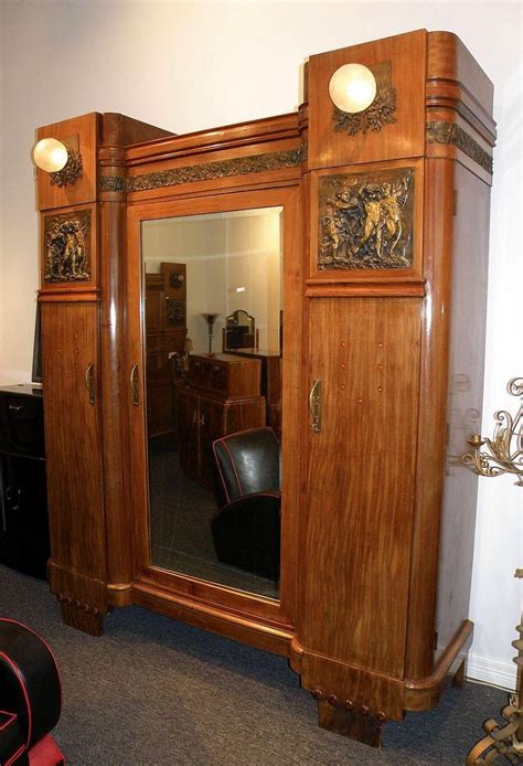 Art deco bedroom suite for sale. 1920s Italian Art Deco Bedroom Suite Bedroom Set For Sale ...