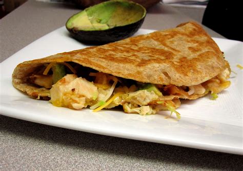 Cheesy Chicken Bacon And Avocado Quesadillas The Spiffy Cookie