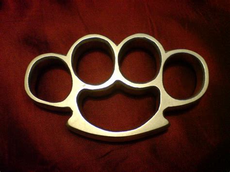 Weaponcollectors Knuckle Duster And Weapon Blog Hand Made Knuckle Duster