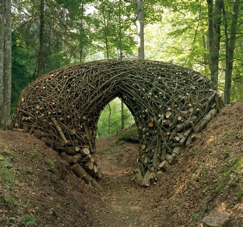 Mind Blowing Showcases Of Environmental Artistry That Defy Imagination