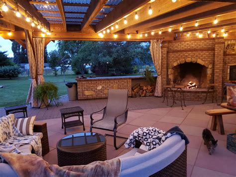 Unreal Outdoor Lounge Area R CozyPlaces