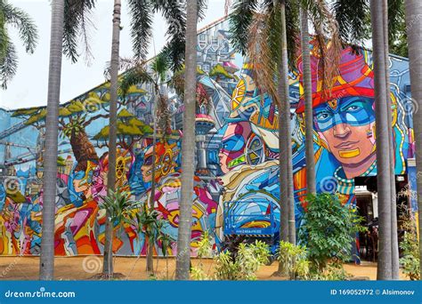 Singapore November 28 2019 Colorful Painted Wall And Graffiti Street