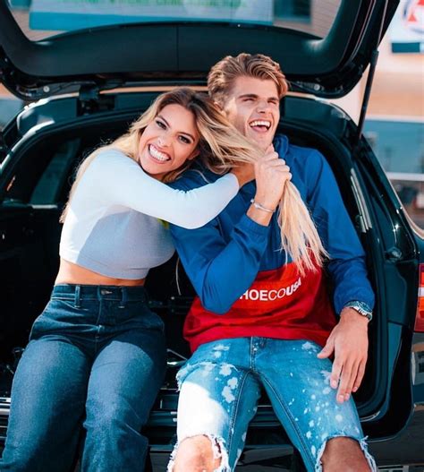 Lele Pons And Twan Kuyper Boy Best Friend Pictures Boy And Girl Best