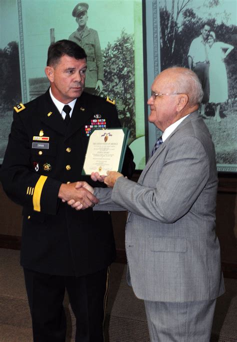 Army North Honors Wwii Prisoner Of War Article The United States Army