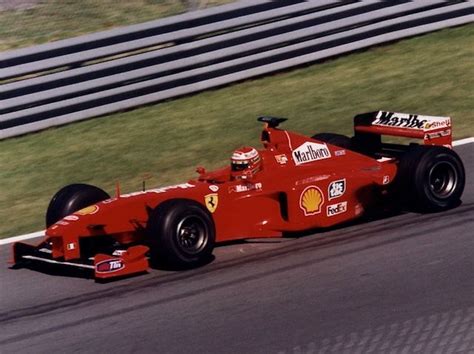 Piero ferrari covered a variety of management positions in the motor sport division of ferrari from 1970 to 1988 with increasing responsibilities. 1999 GP Kanady (Eddie Irvine) Ferrari F399