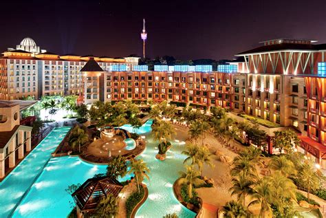 Resorts World Sentosa Singapore The Traveller