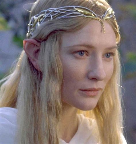 Cate Blanchett As The Lady Galadriel The Fellowship Of The Ring Costumes Pinterest Cate