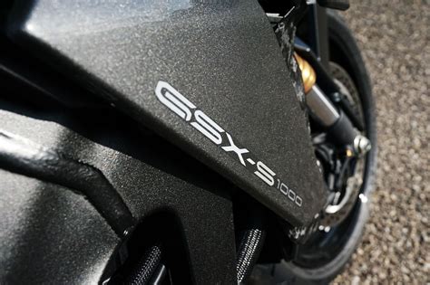 Suzuki Gsx S Is Superlekkere Optie In Het Snelle Naked Bike Segment Fhm