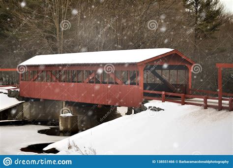 Red Wood Covered Bridge During A Snow Storm Stock Photo Image Of Scenic Tourism 138551466