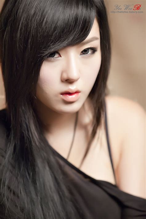 18 Perempuan Cantik Korea Paling Dicari Fashion Terpopuler