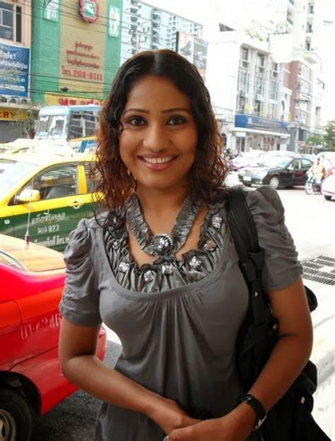 Sexy Nayana Kumari Hot Picture Collection Tamil Cinima Gallery