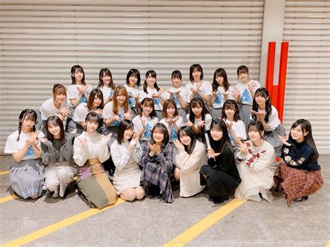 4期生が日向坂メンバーと集合写真を撮る！【乃木坂46】 乃木坂46まとめの「ま」