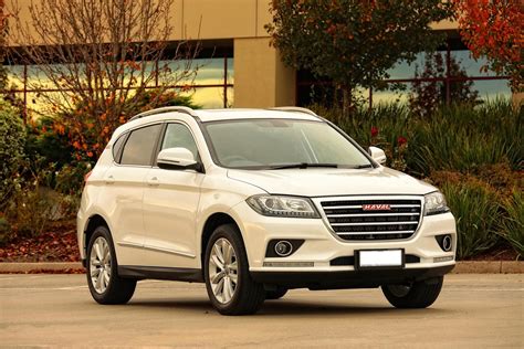 Explore haval suvs, coupes, hybrids and electric vehicle. Haval H2 (2017) Launch Review - Cars.co.za