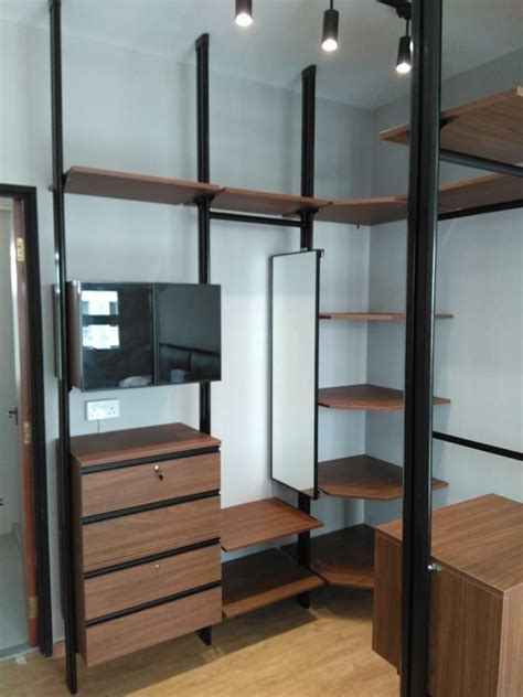 Customise our sliding doors to create your dream bedroom! U shape Pole System wardrobe in 2020 | Closet system ...