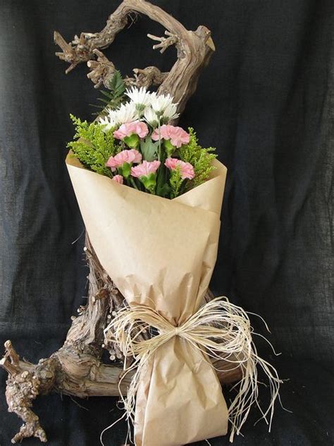 To wrap a flower bouquet, you need either a ribbon or a wrapping paper. Pin on Букеты