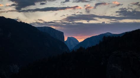 Distant View Of Yosemite Valley In The Evening Yosemite Valley In
