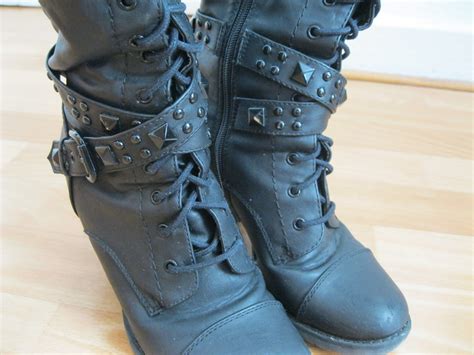 Schwangerschaftchemisch gereinigt direkt nach der hochzeithochzeitsstiefel gröss. Graceland - Stiefel zum Schnüen mit Nieten, Riemen und ...