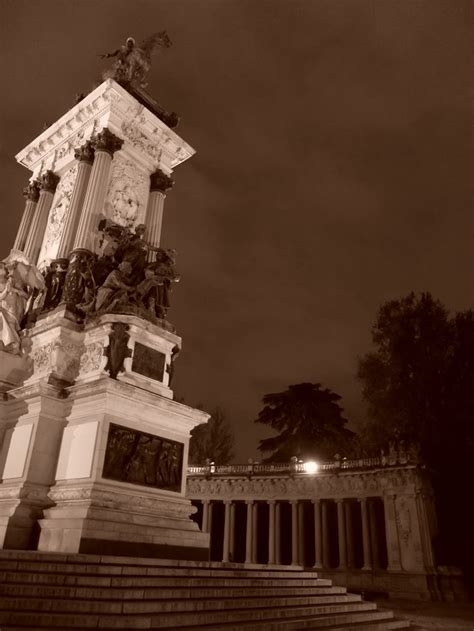 Pin De Miguel Angel Escalona En Jardines Y Parques Historicos De Madrid