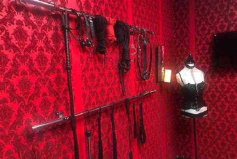 Escape Room The Red Room Murder By Southernmost Escape In Key West