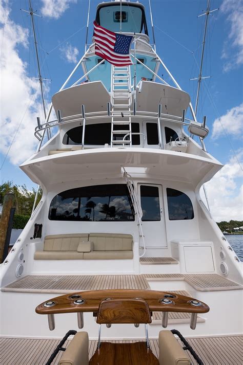 No Name 82 Viking 2013 Enclosed 82 Yacht For Sale In Us