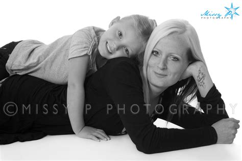 Mother And Daughter Poses Photography Work Photography Projects