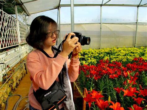Quy định này có nhiều ý kiến tranh cãi khi cho rằng, học sinh sẽ bắt buộc phải học tiếng hàn hoặc tiếng đức trong chương trình giáo dục phổ thông. Chân dung nữ sinh Việt đầu tiên nhận học bổng trường y danh tiếng nhất xứ sở chuột túi