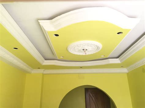 Modern Gypsum Board Ceiling Design For Modern Living Room With