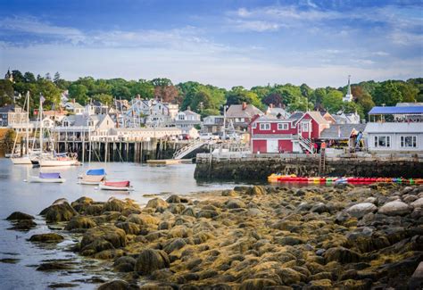 Best Small Towns In Massachusetts For An Easy Weekend Getaway In 2020 England Beaches Beach