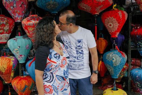 The 10 best family photographers near me (with free … however, top family photographers do have some style suggestions that will make your family photos more visually cohesive: Local photographer near me | Nenis's family are from Singapore
