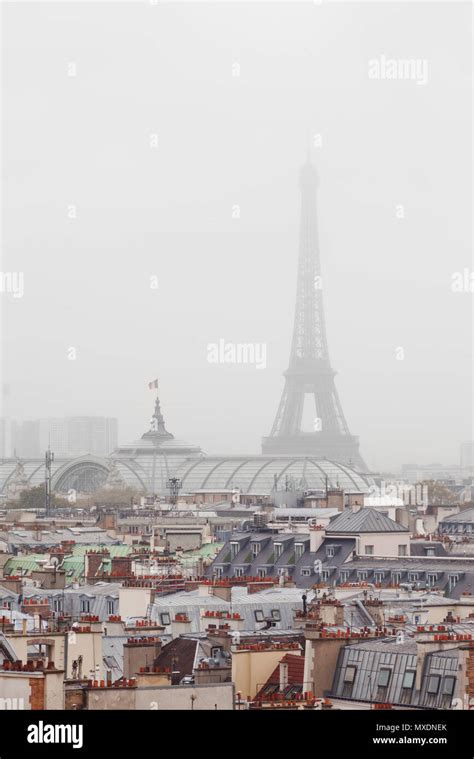 Eiffel Tower In The Mist Paris France Stock Photo Alamy