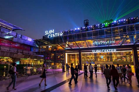 Bangkok's Siam Center and Discovery Malls