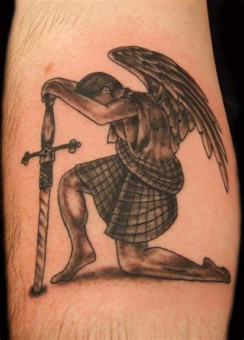 Warrior angel tattoo design idea. Engel Tattoo - Symbole - Tattoos - ZENIDEEN | Angel ...