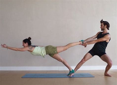 Couple Yoga Poses Easy Amazing Couple Yoga Poses You Should