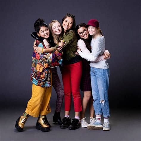 Netflixs The Baby Sitters Club Is Perfectly Nostalgic Even For First