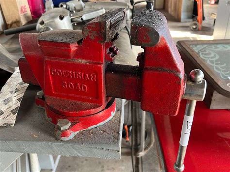 Columbian 3040 Bench Vise Baer Auctioneers Realty Llc