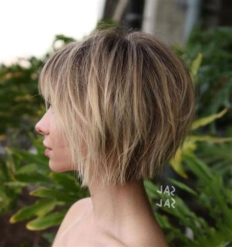 These manageable styles are the best of both worlds. 25 Cutest Short Layered Hairstyles for Messy Hair in 2020 | Short choppy haircuts, Choppy ...